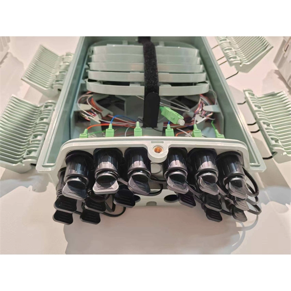 Methods to prevent resistance in cable trays