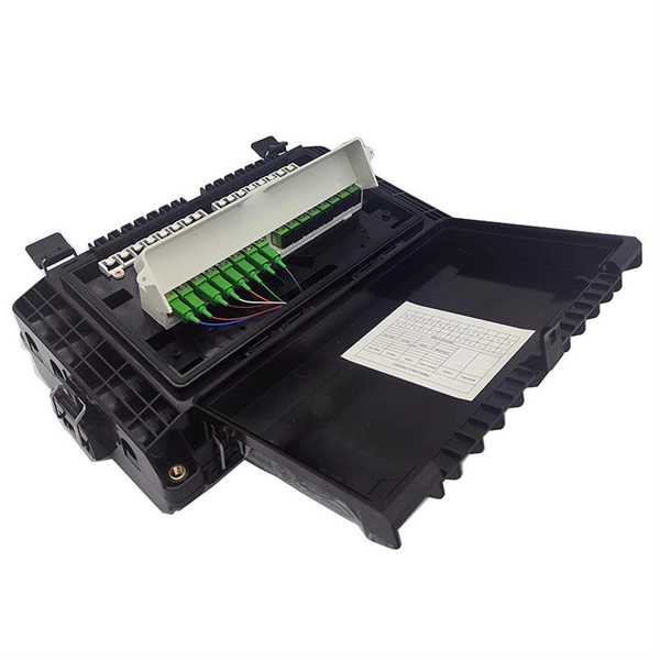 What are the requirements for indoor fiber optic cable routing 
