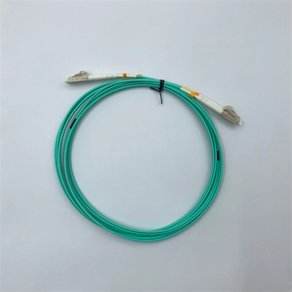 How to test the eye diagram in a fiber optic bit error rate tester