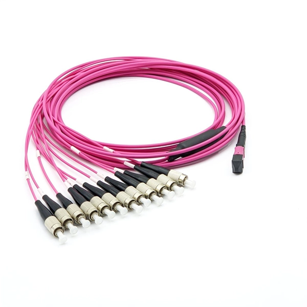 Transceiver plugged into optical module has no effect